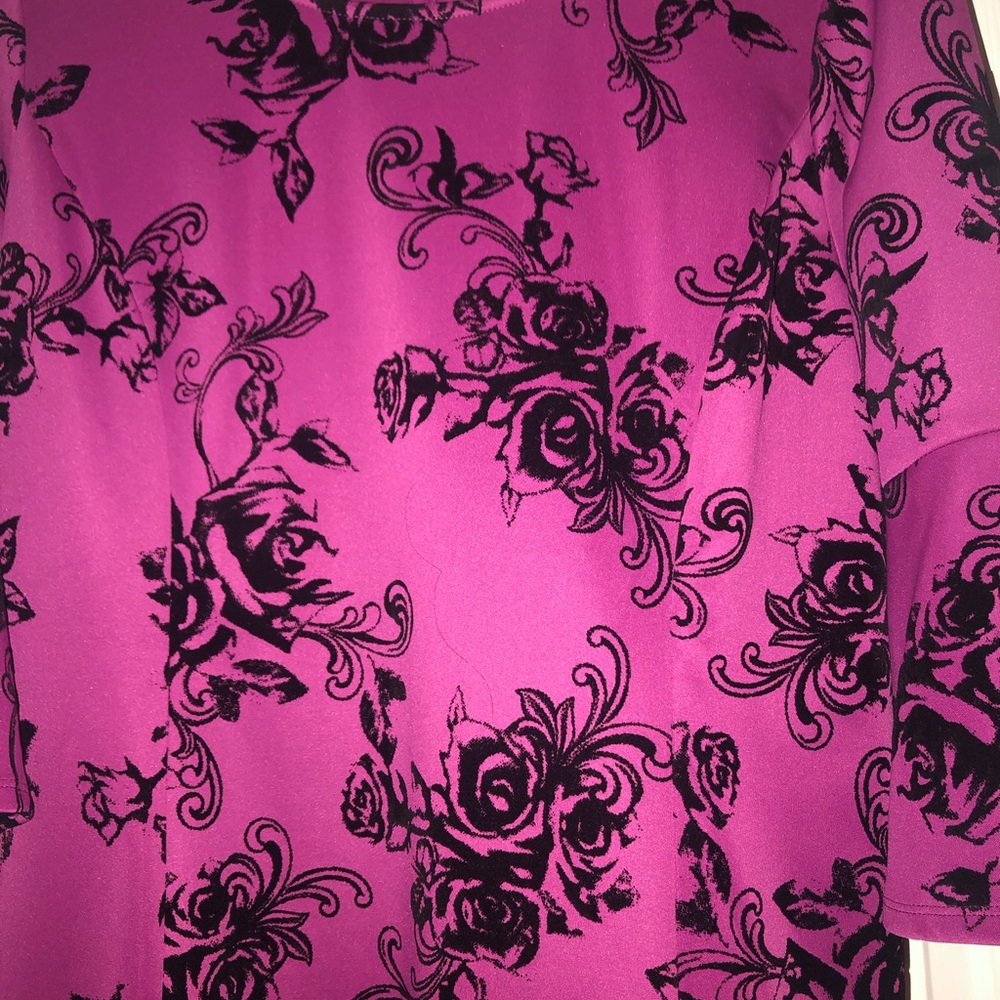 Plus size dress - Picture 2 of 3